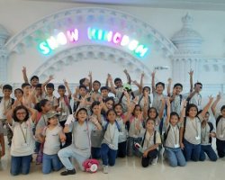 Std III Field Trip 2023-24 to Snow WOrld with 12D experience and McDonald's kitchen visit at R City mall